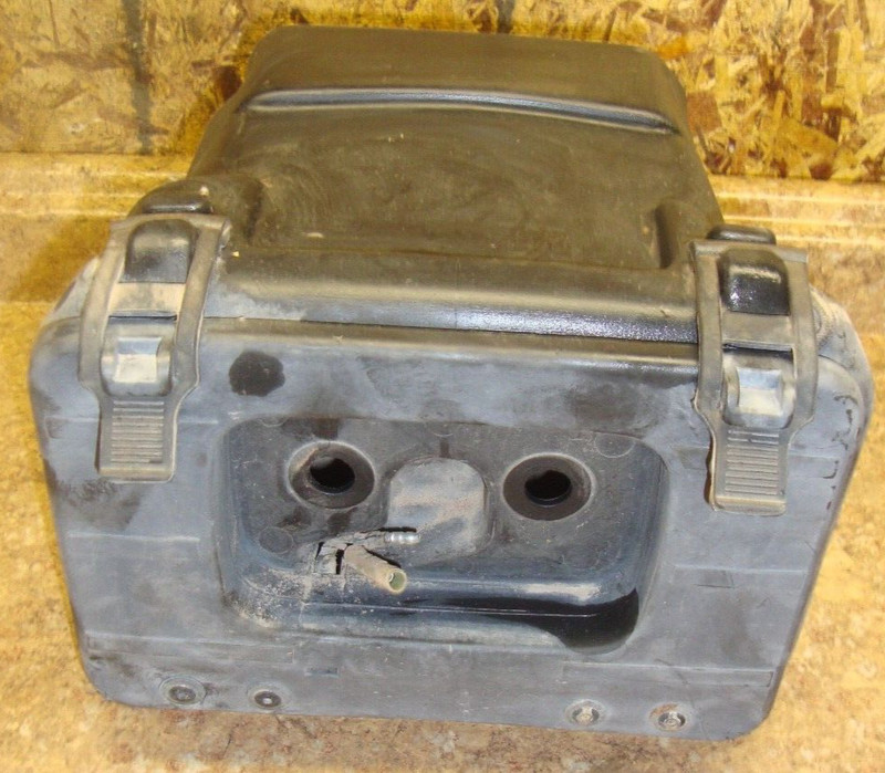 1986 Yamaha Moto-4 YFM225 YFM 225 Rear Back Storage Compartment Tool Box 1987 88