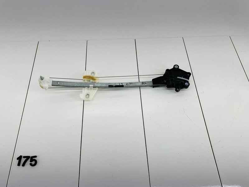 2016-2021 HONDA CIVIC SEDAN REAR LEFT SIDE DOOR WINDOW REGULATOR OEM