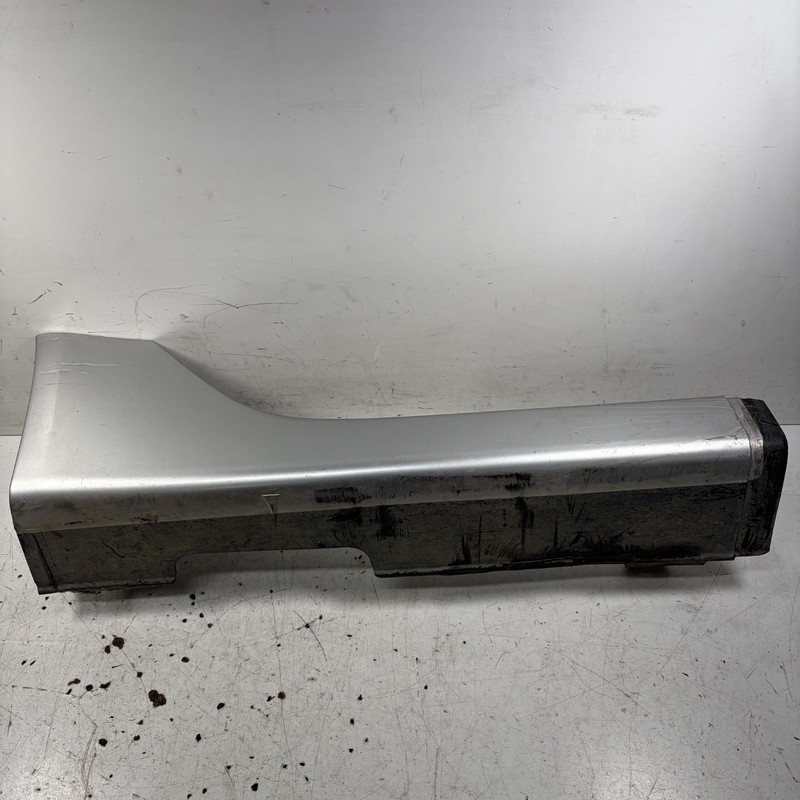 04-08 Acura TL Right Rear Rocker Molding Panel Silver 71900-SEP-A01 OEM