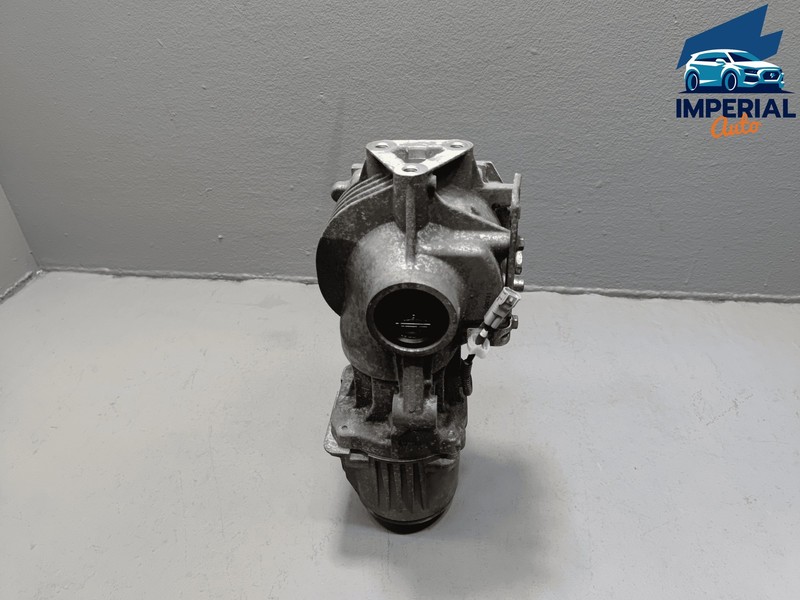 2014-2019 Toyota Highlander Rear Differential Carrier Assembly OEM
