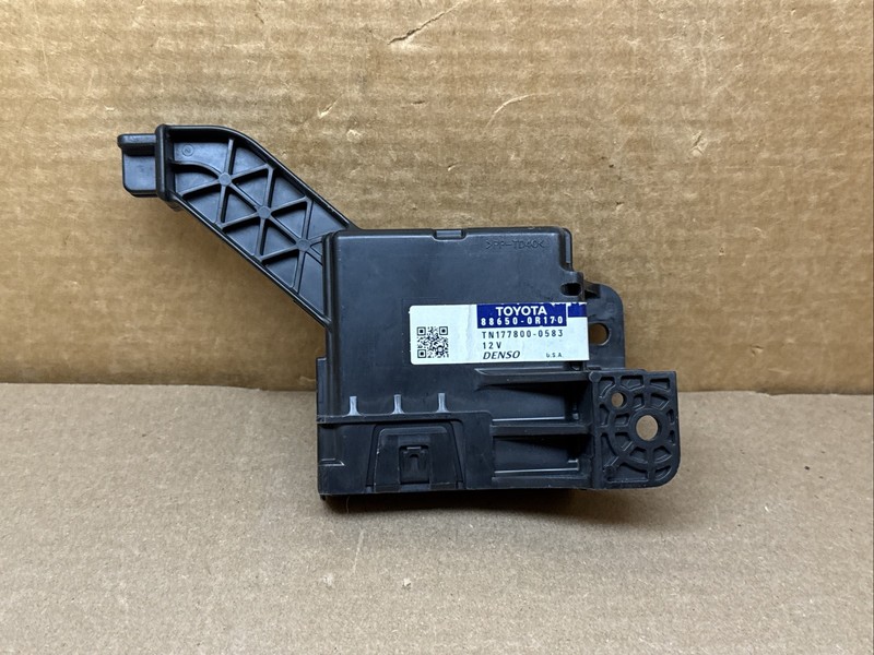 2013-2015 Toyota Rav-4 Rav4 Temperature Control Module Amplifier OEM 88650-0R170