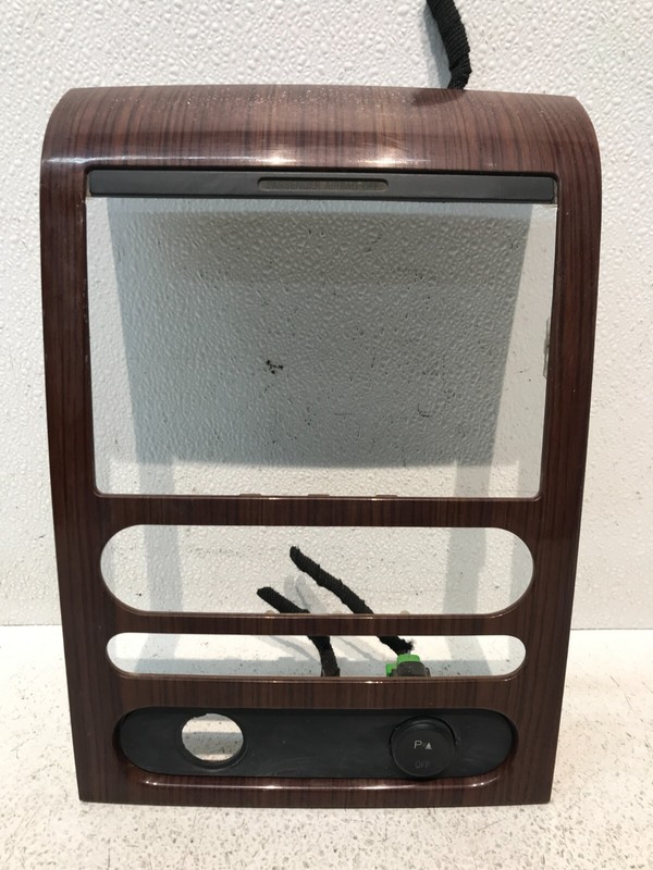 2004-2008 Ford F-150 Dash Center Radio Bezel Wood Grain Climate Control OEM