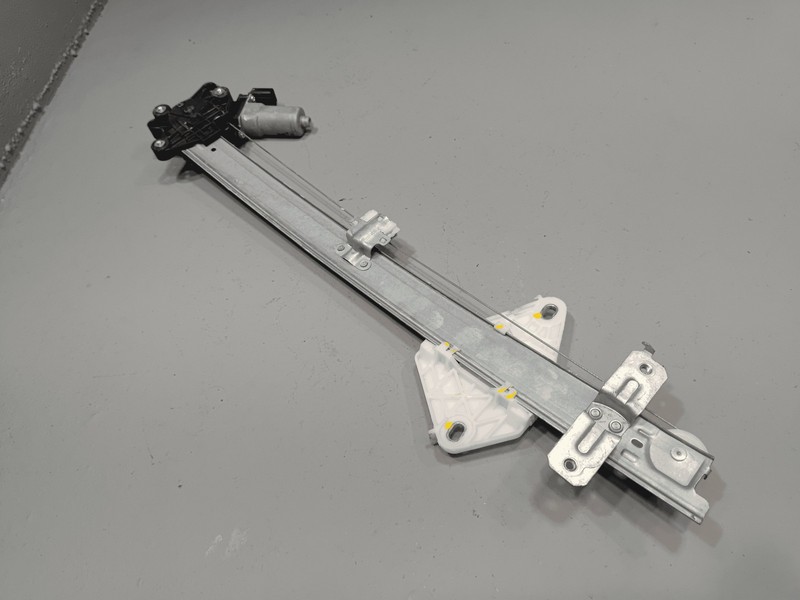 2014-2020 ACURA MDX FRONT PASSENGER DOOR WINDOW REGULATOR W/ MOTOR OEM