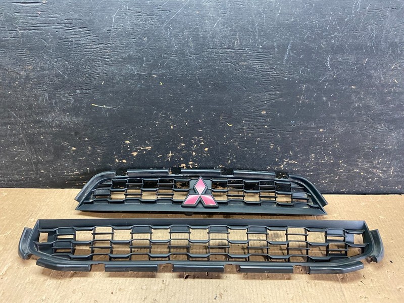 2013-2015 Mitsubishi Outlander Front Upper Lower Set Grille Z3244 DG