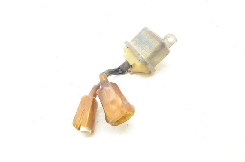 1986-1988 Mazda RX7 FC Fuel Pump Relay 061000-0970