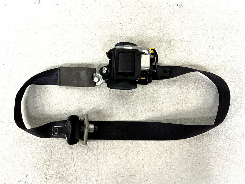 ⭐2011-2017 HONDA ODYSSEY FRONT RIGHT SIDE SEAT BELT RETRACTOR BLACK OEM LOT2556