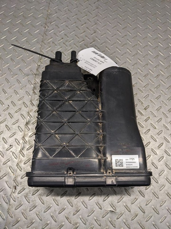 2019-2023 Chevrolet Silverado 1500 5.3L fuel vapor evap canister OEM 851 1163960