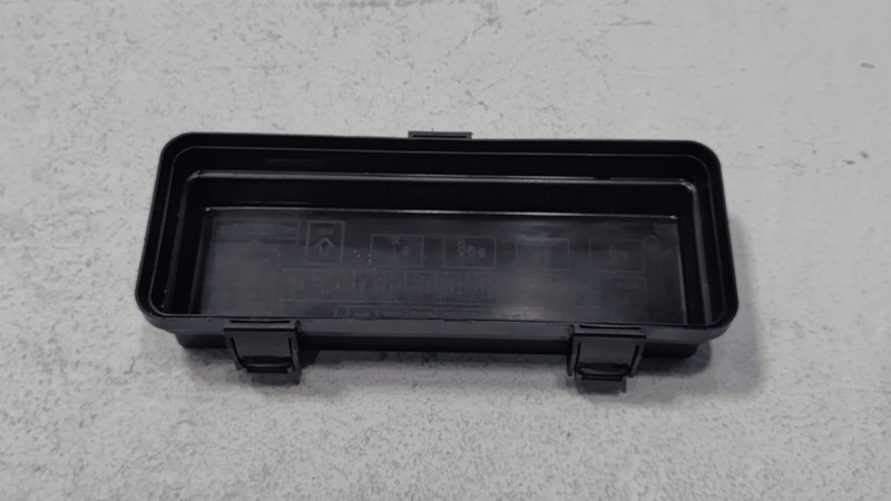 2016-2022 HONDA PILOT FUSE RELAY JUNCTION BOX UPPER LEFT DRIVER SIDE COVER OEM