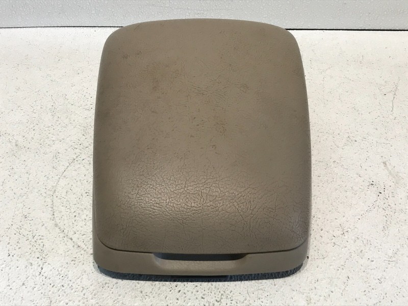 03-09 KIA SORENTO CENTER CONSOLE ARM REST LID TOP PAD COVER BEIGE