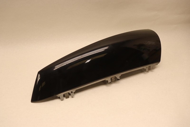 2007-2011 SUBURBAN 1500 REAR LEFT SIDE UPPER QUARTER BODY D PILLAR MOLDING OEM