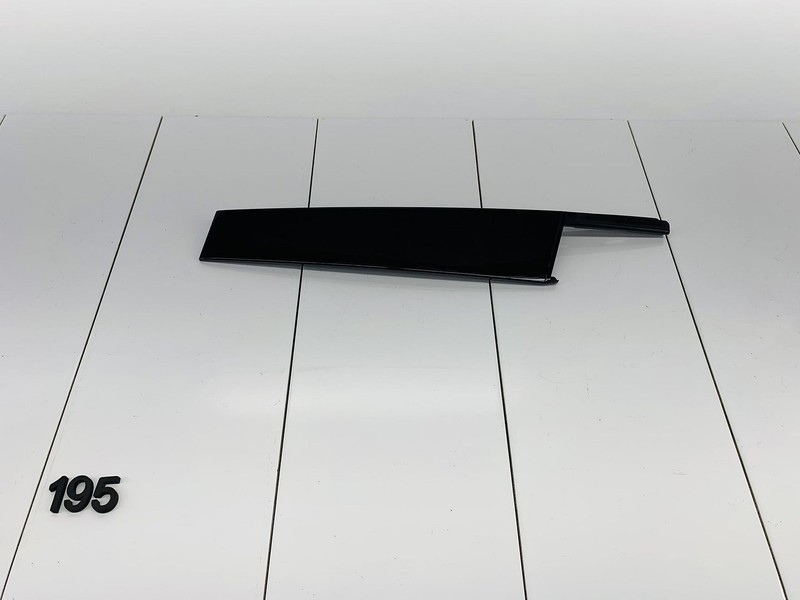15-20 AUDI A3 QUATTRO FRONT RIGHT PASSENGER SIDE DOOR MOLDING COVER OEM