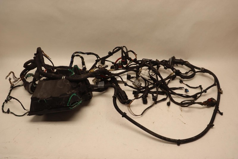 2014-2019 MERCEDES CLA250 C117 ENGINE BAY WIRE WIRING HARNESS W/ FUSE BOX OEM