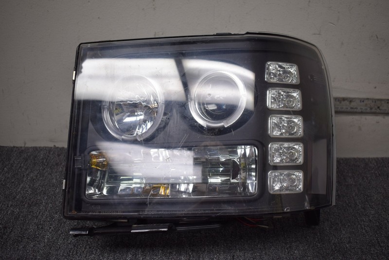 2007-2013 CHEVROLET HALOGEN HEADLIGHT FACTORY OEM