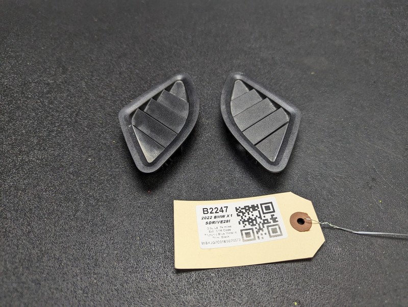 2PC Dash Right & Left Defroster Vent Grille 2022 BMW X1 51459317243 2016 - 2021