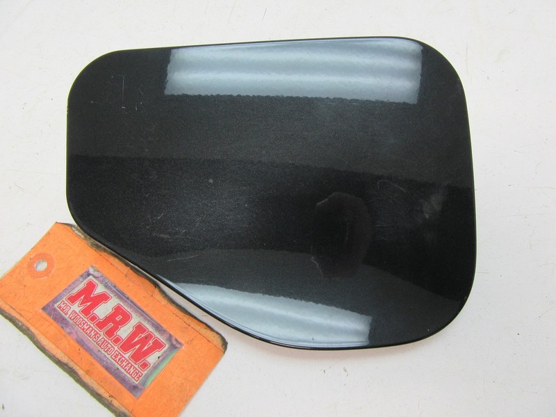GAS TANK GAS CAP DOOR HINGE FUEL FILLER COVER DOOR PANEL BLACK fo SCION XB 08-15