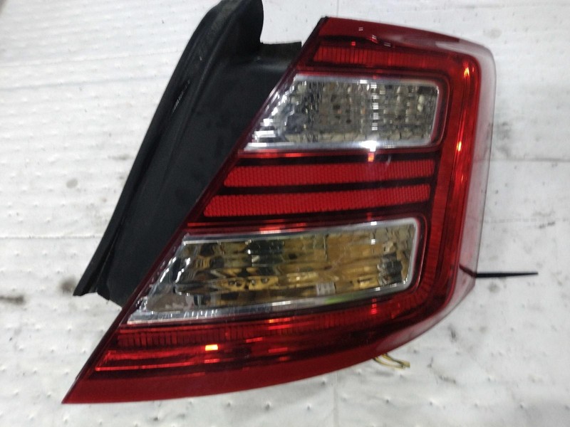 2013 Ford Taurus Right Blue Tail Light Assembly OEM 73053 - Used