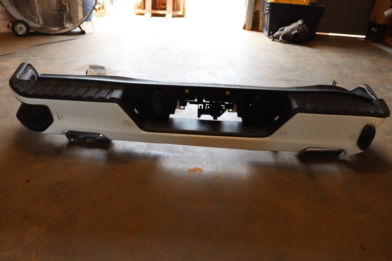 2019-2022 CHEVY SILVERADO 1500 REAR BUMPER COVER W/ PDC & DUAL EXHAUST OEM