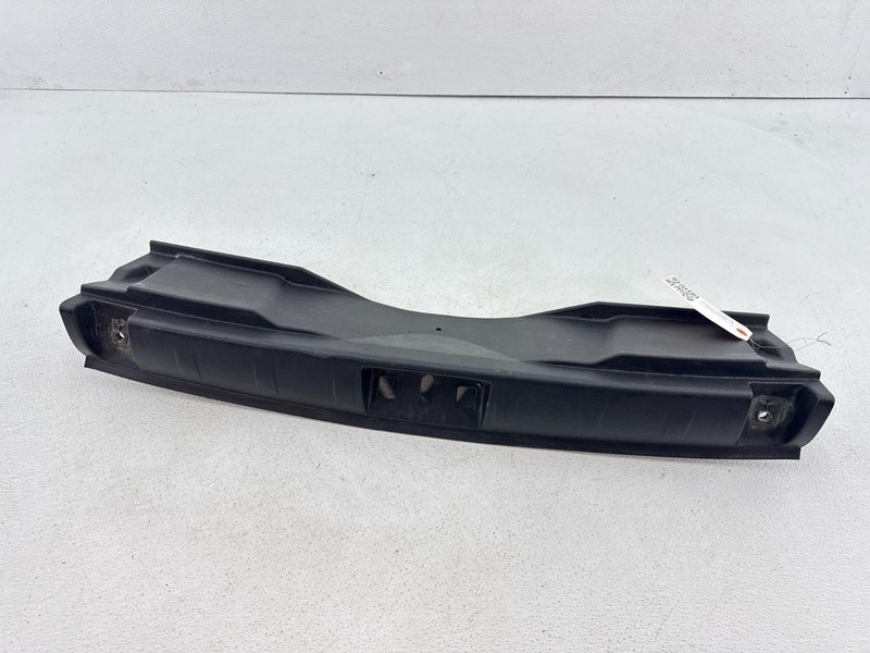 15-18 JEEP RENEGADE REAR TRUNK LOWER SILL SCUFF COVER TRIM PANEL OEM