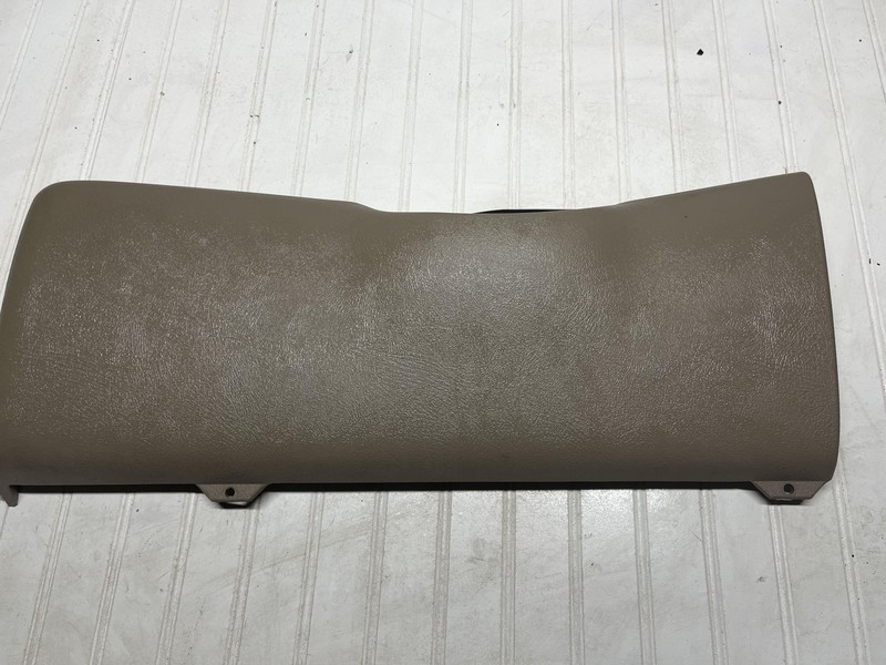 03-06 GMC YUKON DENALI KNEE BOLSTER PANEL ASSEMBLY TESTED NEUTRAL