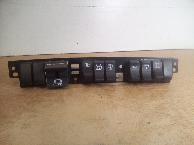 2022 Kenworth T680 Dash Switch Panel G90-1260-001