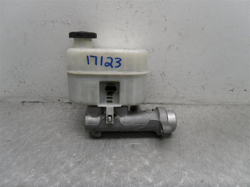 09-14 FORD E150 E250 E350 SD BRAKE MASTER CYLINDER OEM 541-00272