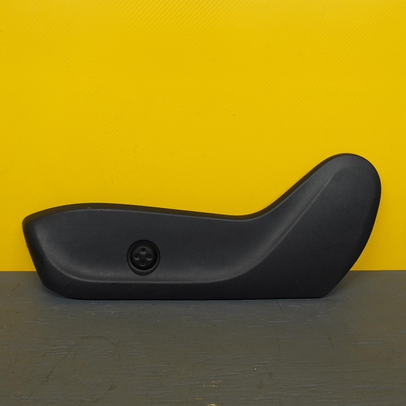 2014-2019 MERCEDES CLA250 C117 Front Lh Side Seat Switch Cover Trim A2469195700