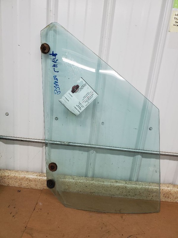 Driver Left Rear Door Glass Lesabre Sedan Fits 75-76 BUICK 289065