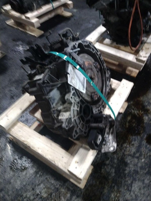 2013 Lincoln MKS Automatic Transmission Assembly OEM 139K Miles FWD