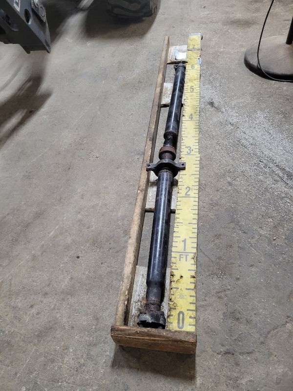 Rear Drive Shaft Assembly 2.0L 4 Cylinder Fits 05-10 SPORTAGE 1560752