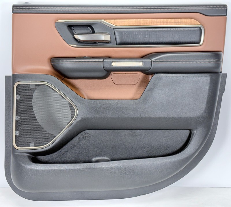 ✅ 19-26 RAM 1500 5th LONG HORN CREW CAB OEM DOOR PANEL REAR RIGHT BLACK / BROWN