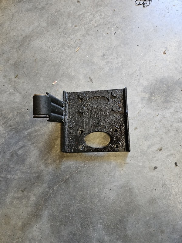 Jeep TJ Wrangler 2.4 Manual Transmission Bracket