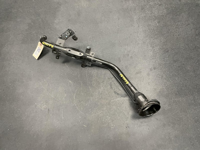 Fuel Filler Neck Pipe 2019 Nissan Sentra 17220-4AF1A 2017 2018