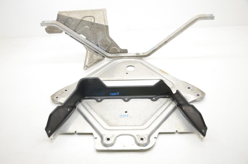 97-04 Porsche Boxster 2.7L Transmission Skid Plate 98633126108