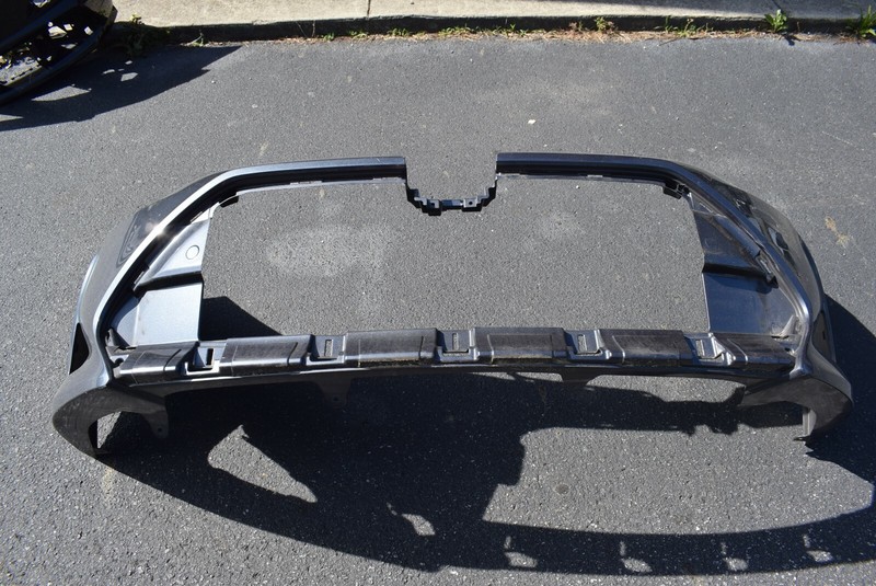 2017-2018 TOYOTA COROLLA FRONT BUMPER FACTORY OEM LOCAL PICKUP