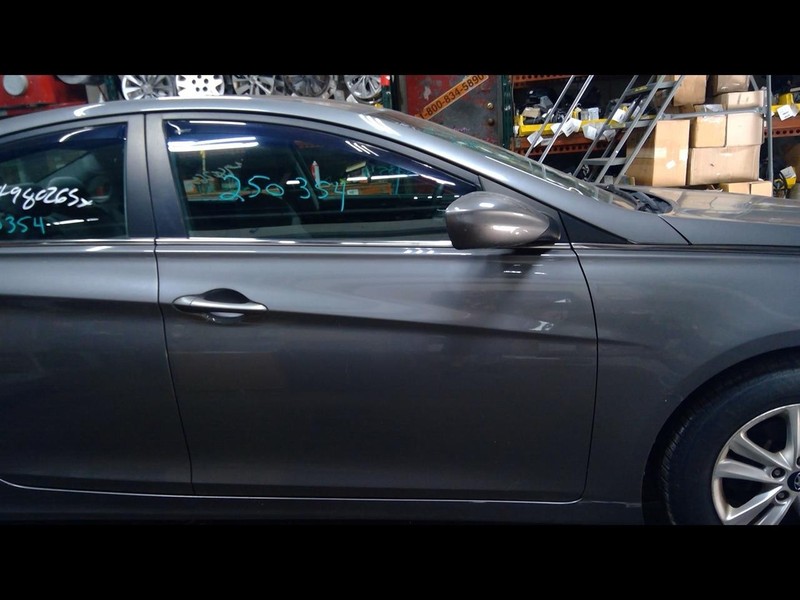 Passenger Front Door Electric VIN B 8th Digit Fits 11-14 SONATA 1656984