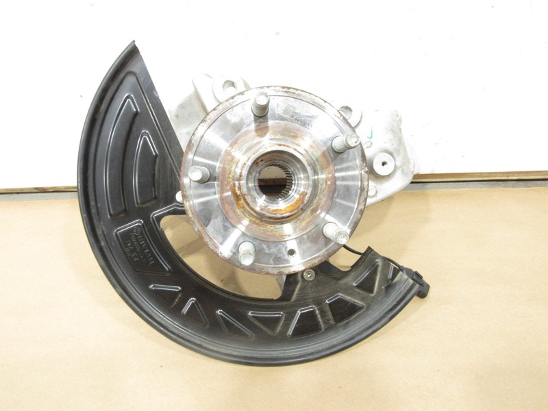 Rivian R1S 2024 Rear Right Suspension Spindle Knuckle Bearing Hub 21-25 |@1