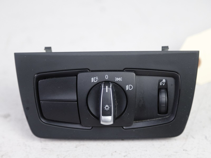 BMW F22 F23 F30 F31 F34 F80 M3 F32 F33 F36 F82 F83 M4 LIGHT SWITCH 9288027 OEM