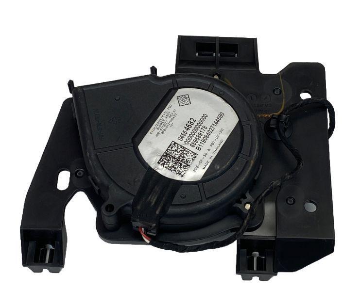 Chevy Equinox seat cushion blower 2018 2020 front right side OEM 84554682