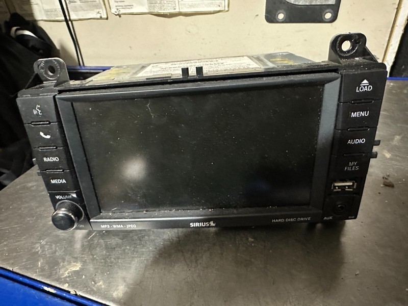11 GRAND CHEROKEE Radio TOUCHSCREENSTEREO CD PLAYER W/ NAVIGATION 05064839AF