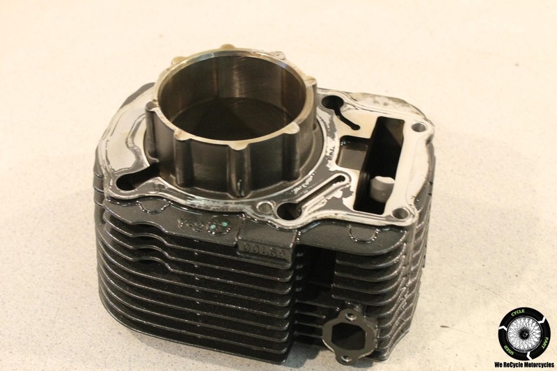 2014 Yamaha Bolt XVS950 ENGINE MOTOR PISTON CYLINDERS BLOCK JUG REAR XVS 950 14