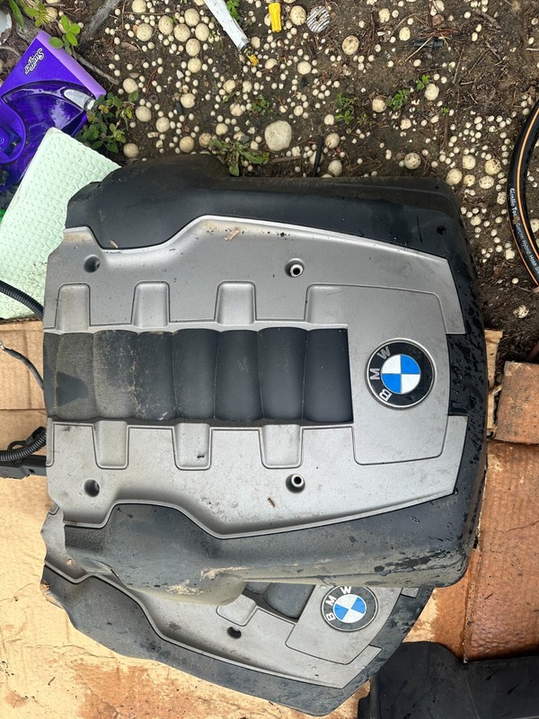 06-10 BMW 750I 550I 650I 4.8 OEM ENGINE APPEARANCE COVER