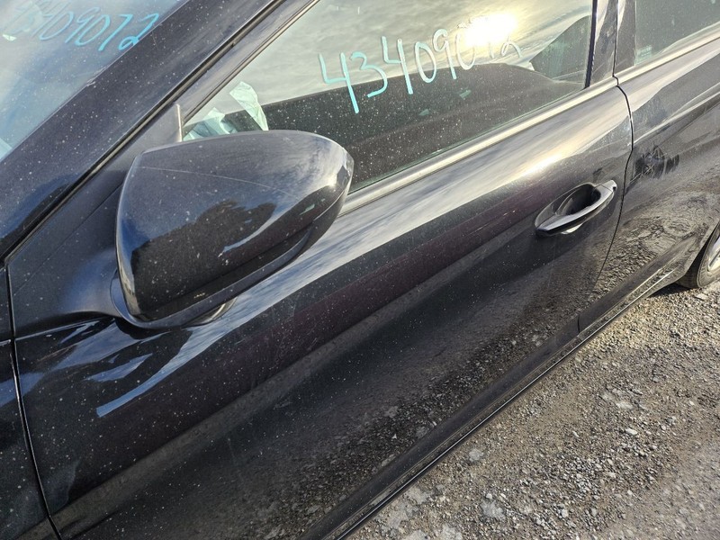Driver Front Door Electric Sedan US Built Fits 17-20 ELANTRA 3633027