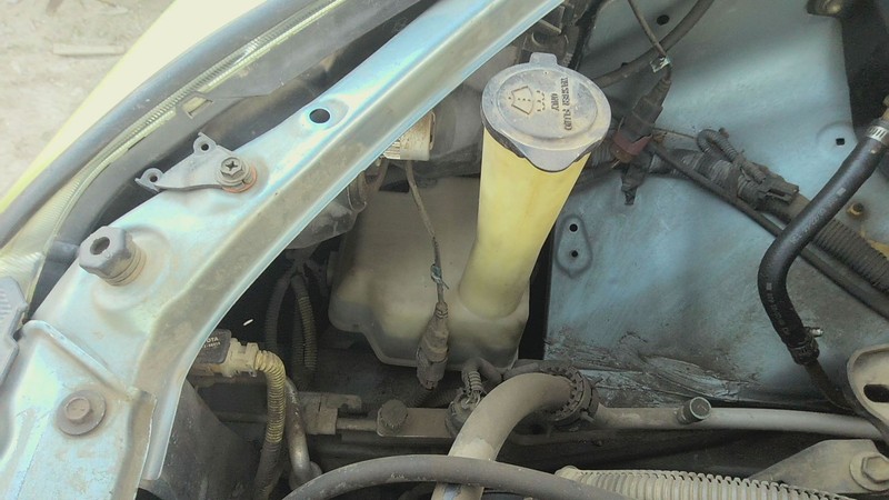 Washer Bottle TOYOTA SIENNA 04 05 06 07 08 09 10
