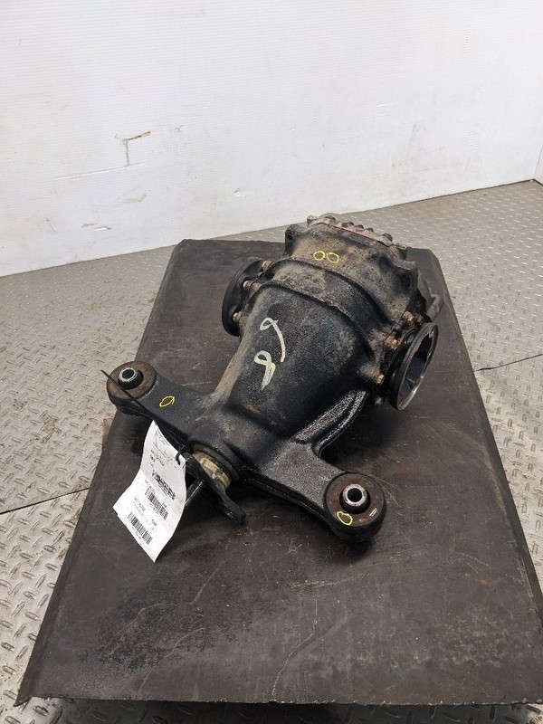 Carrier Rear 3.92 Ratio Fits 98-05 LEXUS GS300 1180049