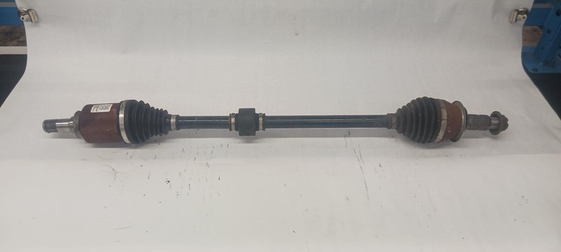 24 CHEVROLET TRAX Right passenger front Axle Shaft 8k miles OEM 1 Year Wnty!