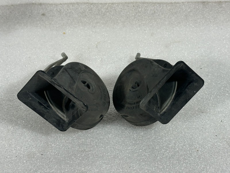 04-08 MAZDA RX8 SET OF 2 HIGH & LOW TONE NOTE PITCH HORN SIGNAL OEM