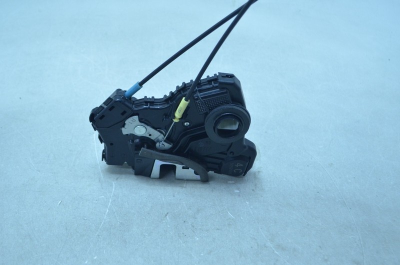 11-17 LEXUS CT200H FRONT RIGHT PASSENGER SIDE DOOR LOCK LATCH ACTUATOR OEM