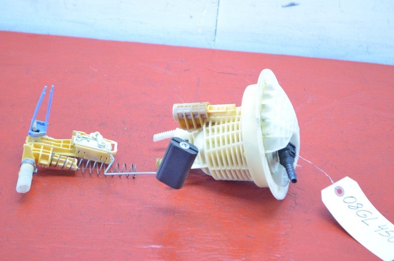 07-12 MERCEDES X164 GL CLASS FUEL GAS PUMP LEVEL SENDING UNIT OEM
