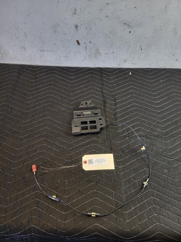 Used Oem Dodge Remote Start Keyless Control Module Unit for 2013-2016 Charger