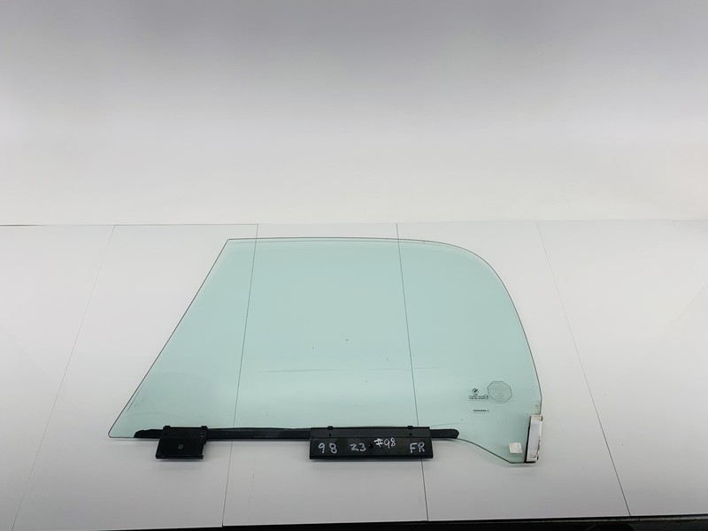 96-02 BMW Z3 ROADSTER RIGHT PASSENGER SIDE DOOR WINDOW GLASS #98 OEM